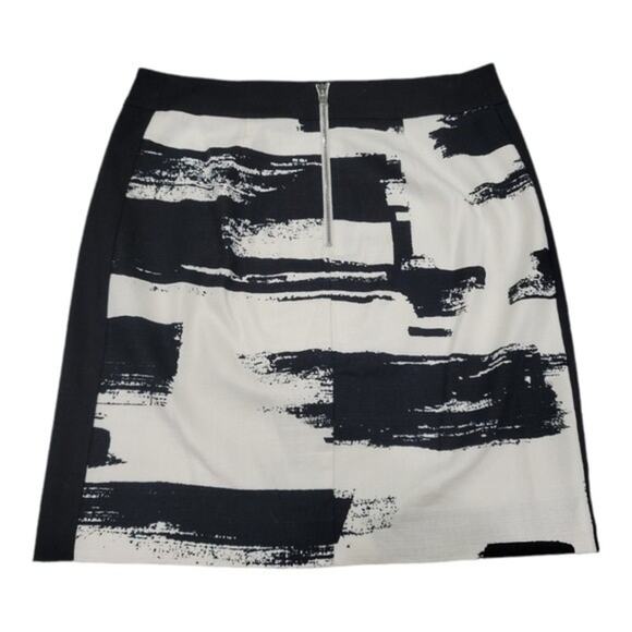 $10 Sale Ann Taylor Black and White Skirt - Picture 2 of 5